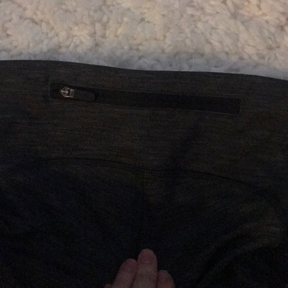 Brand new speed leggings size 4! - Picture 3 of 4